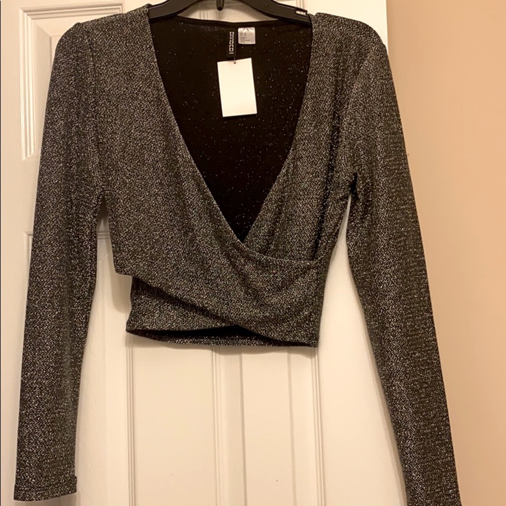 Crop sparkle top